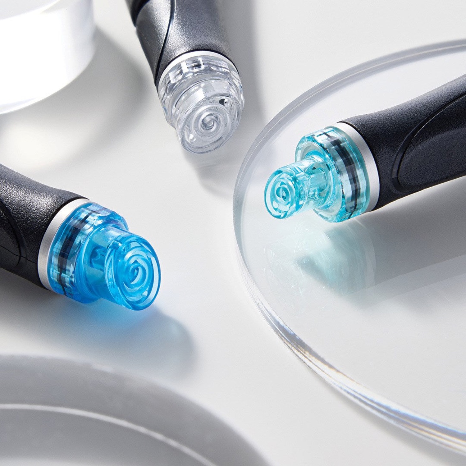 Hydrafacial treatment tips in different colours